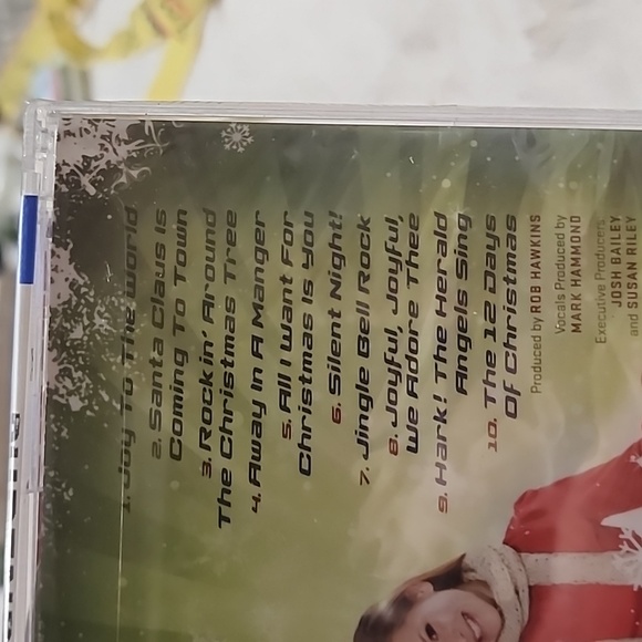 A PURE NRG CHRISTMAS  NEW IN  PACKAGE.  Music 🎶  💿 CD. - Picture 3 of 4